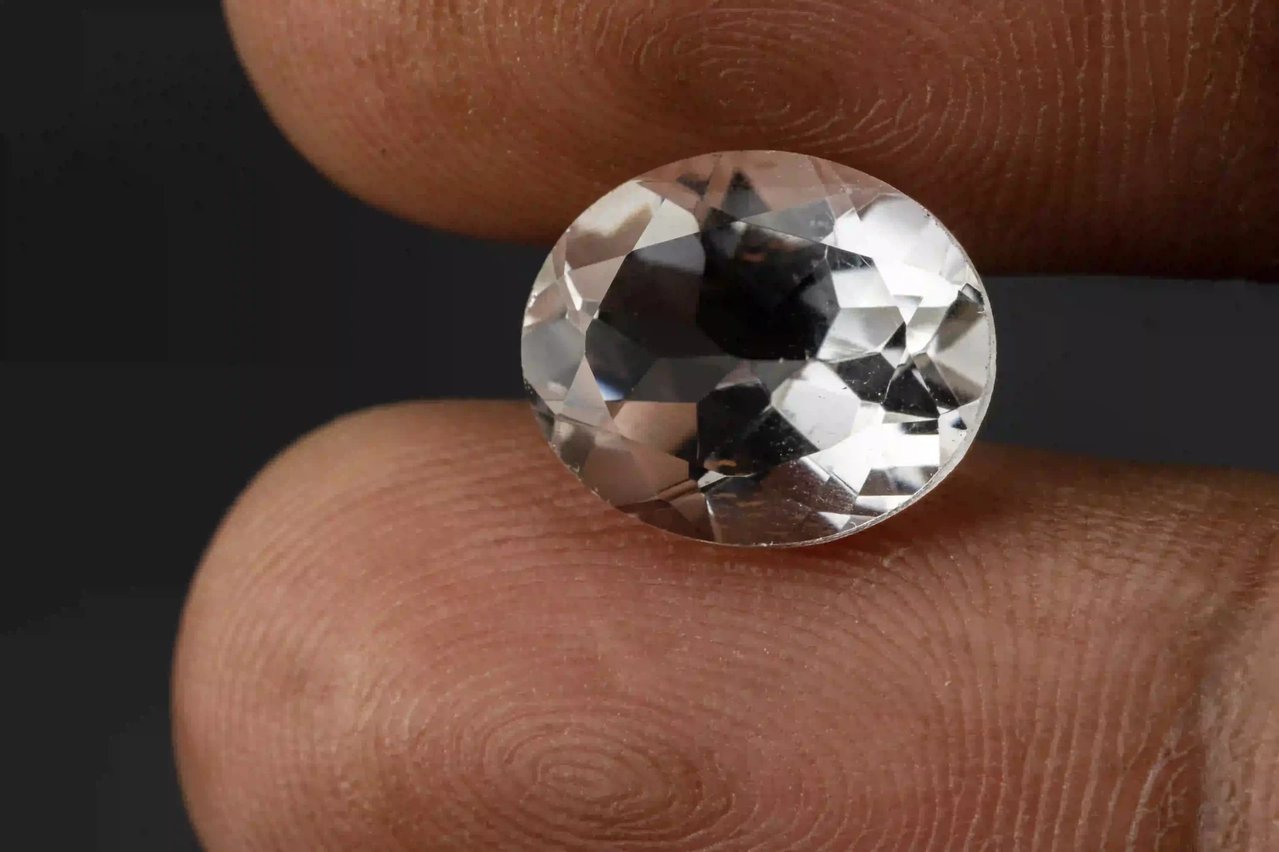 Crystal Stone 4.70 Carat - 5.16 Ratti Sphatik - View #3