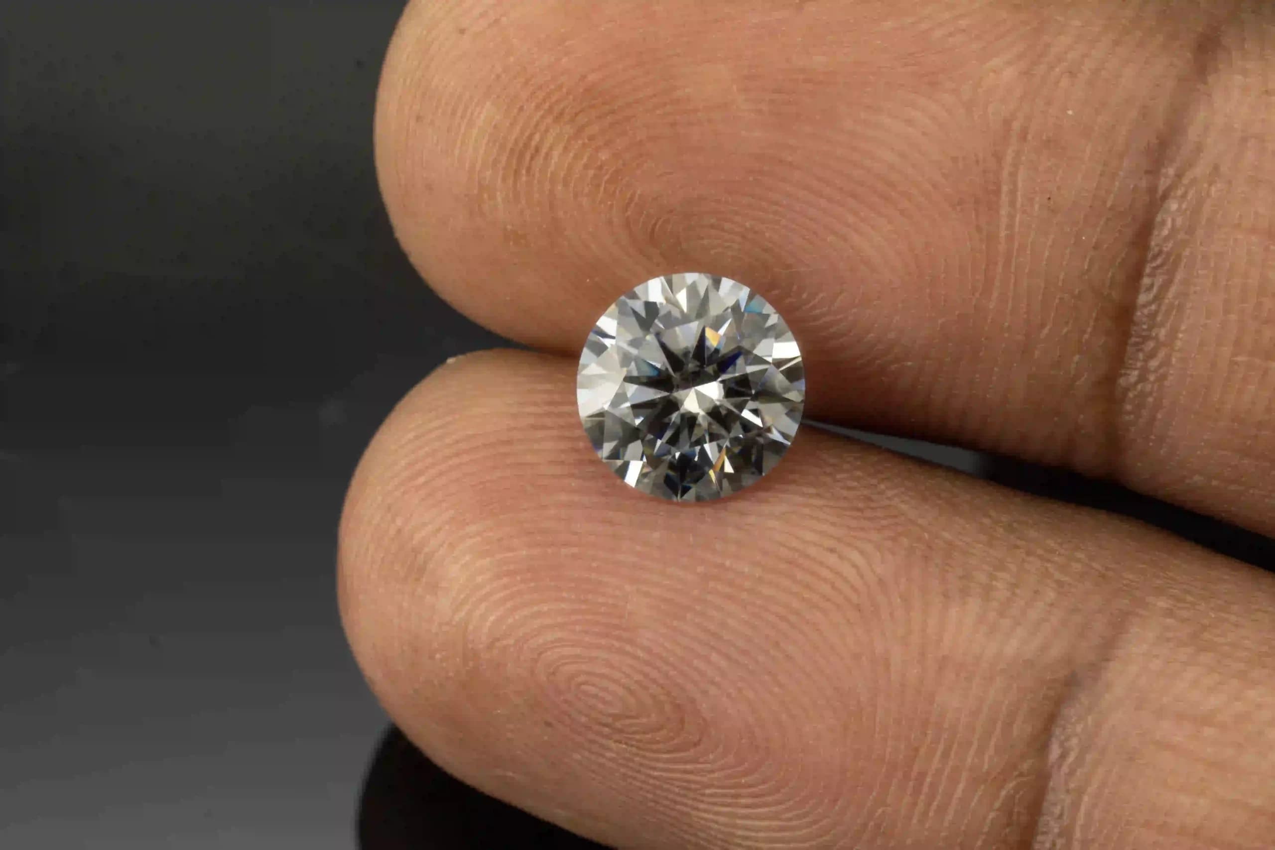Moissanite 8mm — 1.75 Carat (1.92 Ratti) D Colour VVS1 - View #3