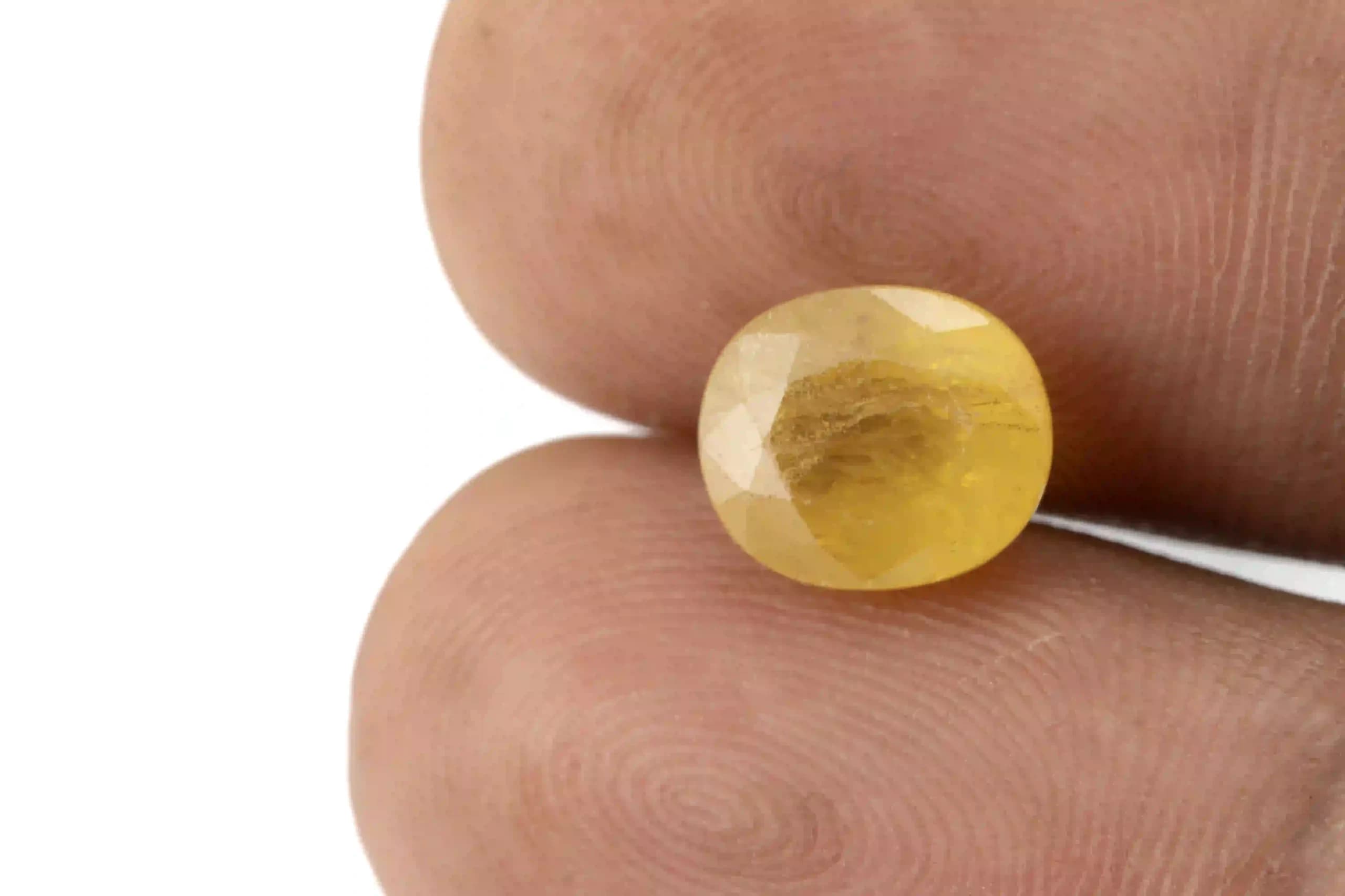 Natural Nigerian Yellow Sapphire – 4.50 Ratti (4.10 Carat) Pukhraj Stone - View #1