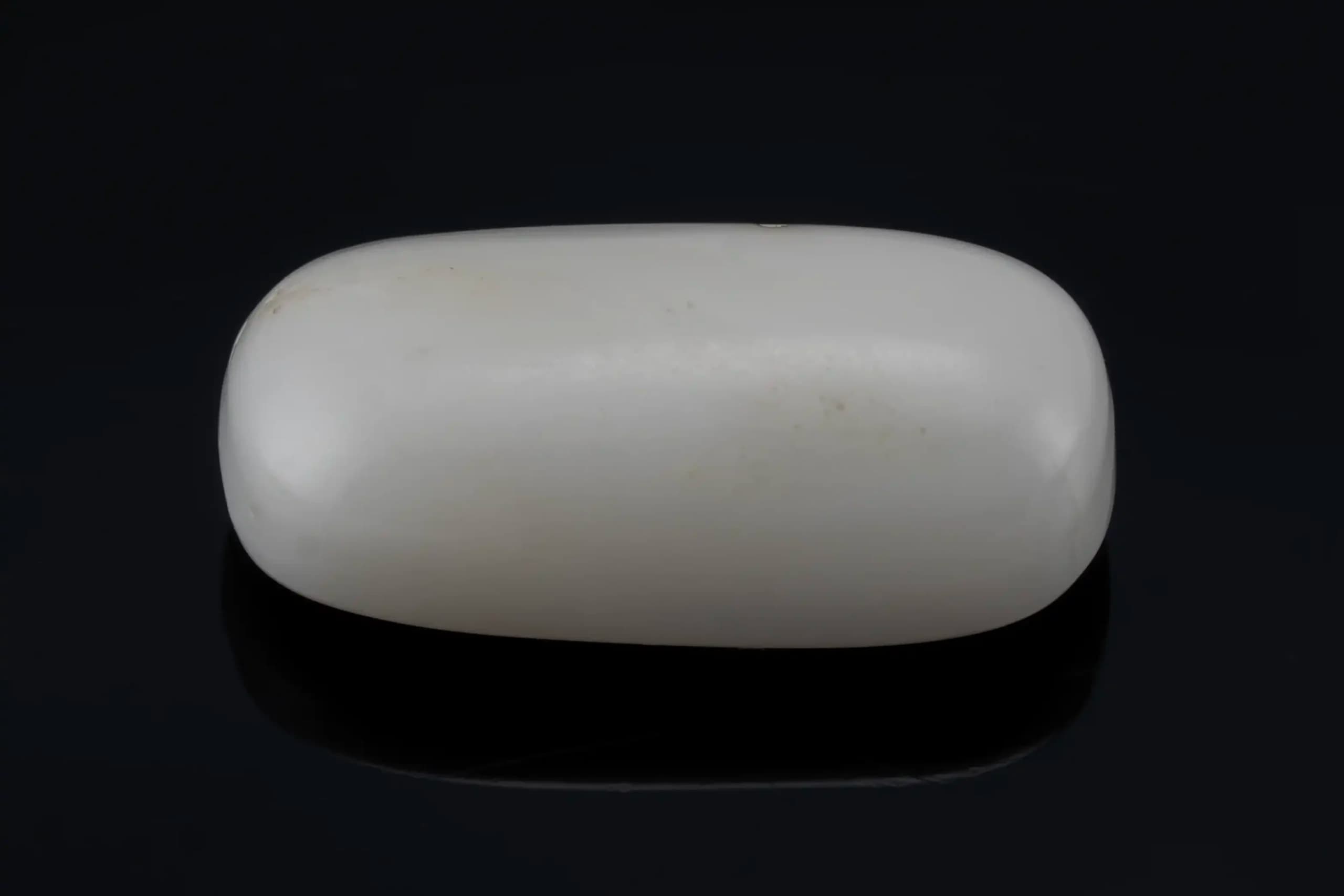 White Coral Stone 7.17 Ratti - 6.53 Carat Safed Moonga - View #1