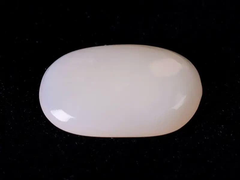 Australian Milky Opal (Doodhiya Patthar) 3.21 Carat (3.53 Ratti) — Solid White