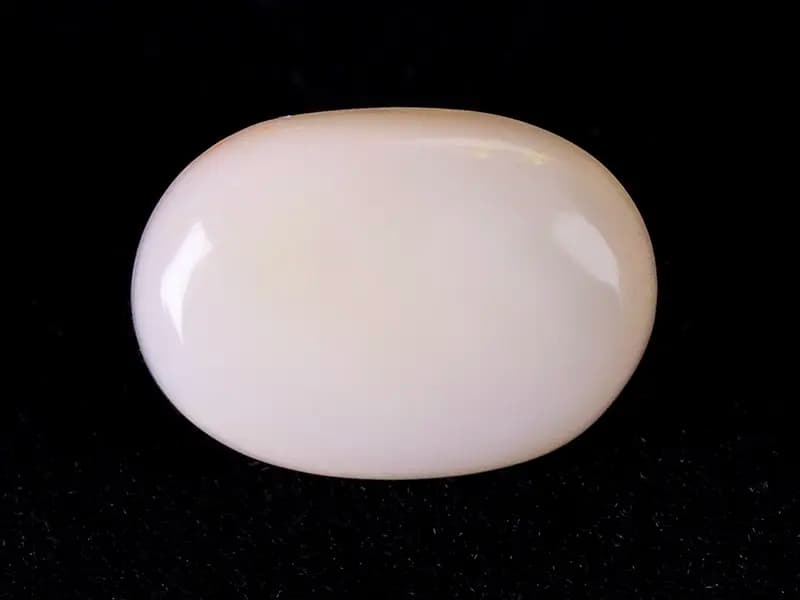 Australian Milky Opal (Doodhiya Patthar) 3.70 Carat (4.07 Ratti) — Solid White