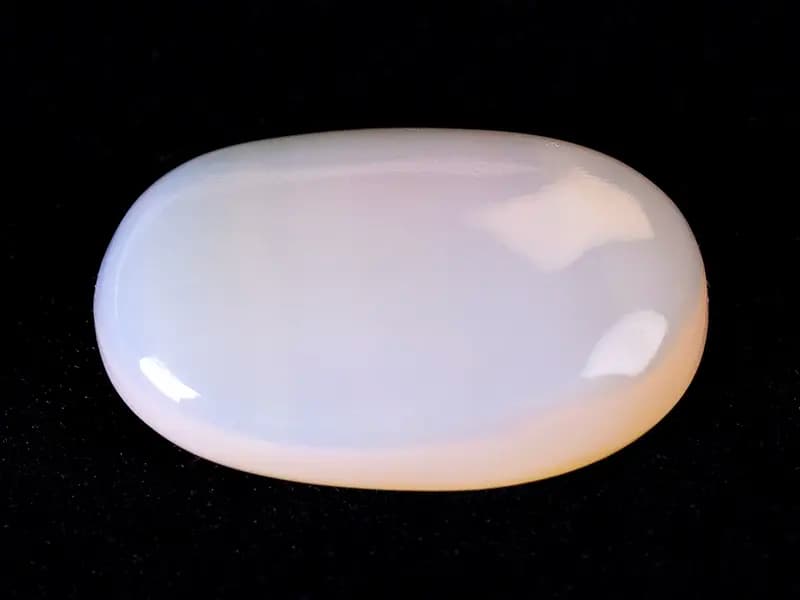 Australian Milky Opal (Doodhiya Patthar) 9.98 Carat (10.97 Ratti) — Solid White