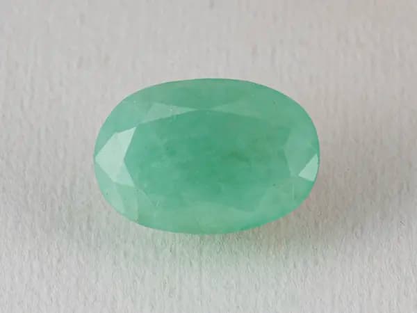 Brazilian Emerald 6.2 Carat (6.81 Ratti) Panna Stone — Sapota