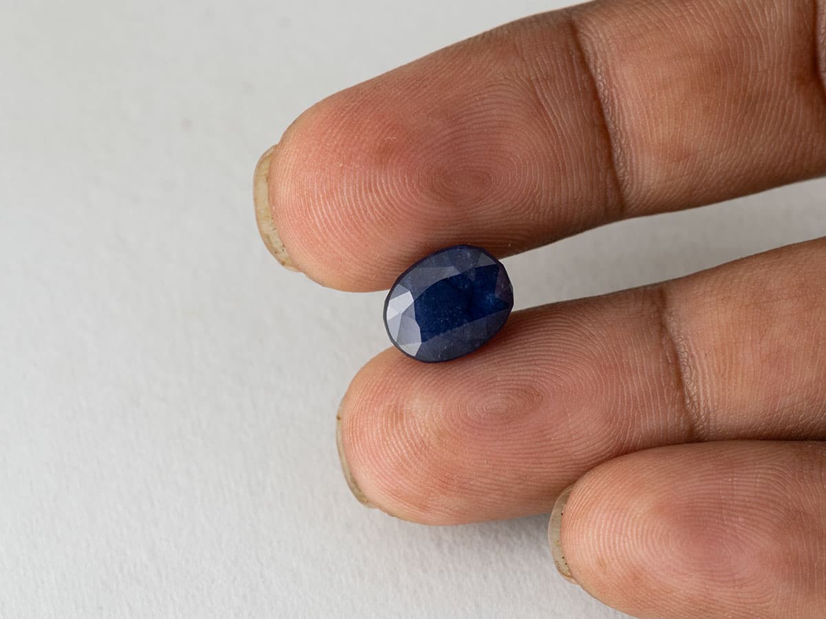 Bangkok Blue Sapphire (Neelam) 6.84 Carat (7.52 Ratti) — Oval Cut - View #3
