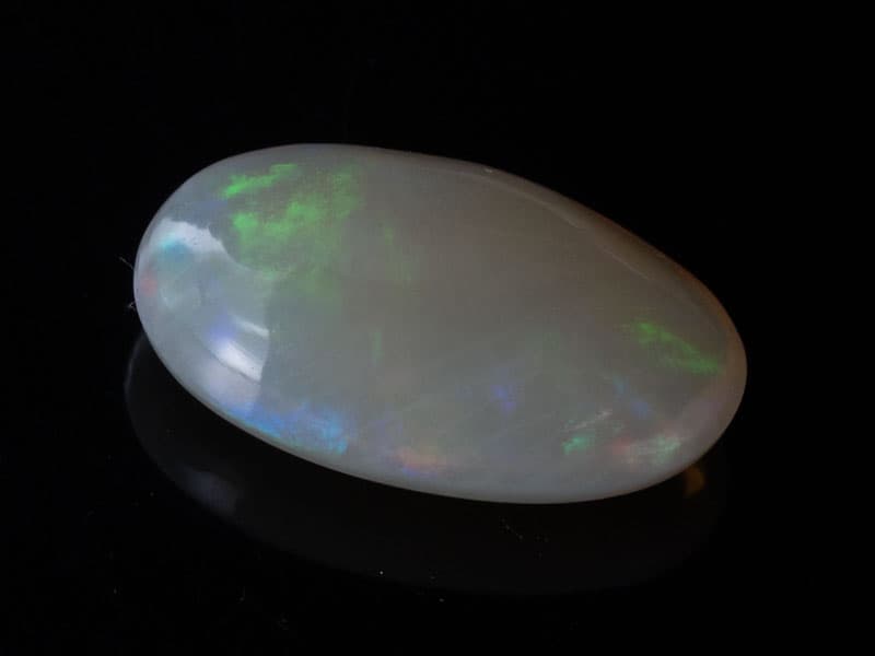 Australian White Opal (Doodhiya Patthar) 6.88 Carat (7.56 Ratti) — Rainbow Fire / Play-of-Colour