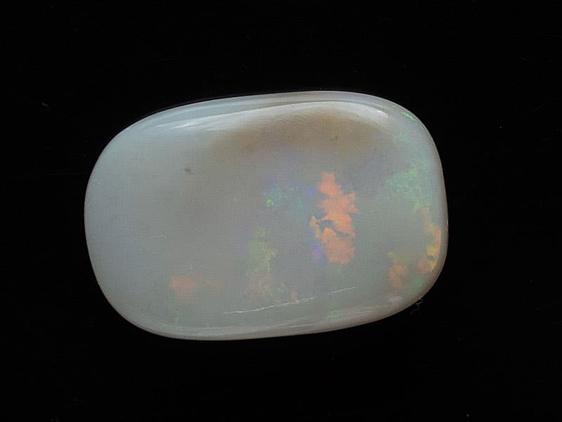 Australian White Opal (Doodhiya Patthar) 7.25 Carat (7.97 Ratti) — Rainbow Fire / Play-of-Colour