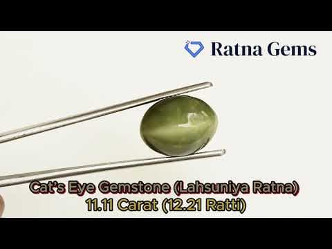 Official video preview: Quartz Cat's Eye (Lahsuniya) 11.11 Carat (12.21 Ratti) Cabochon
