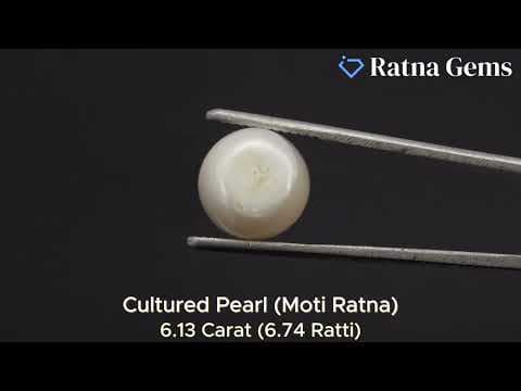 Official video preview: Cultured Pearl Stone (Moti Ratna) 6.13 Carat (6.74 Ratti) Round Button Shape