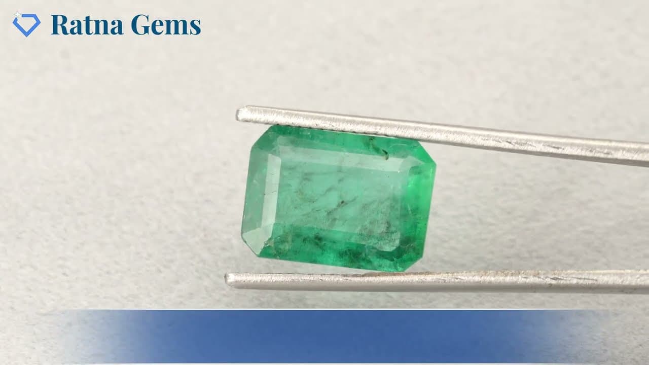 Official video preview: Zambian Emerald (Panna) 6.73 Carat (7.40 Ratti)