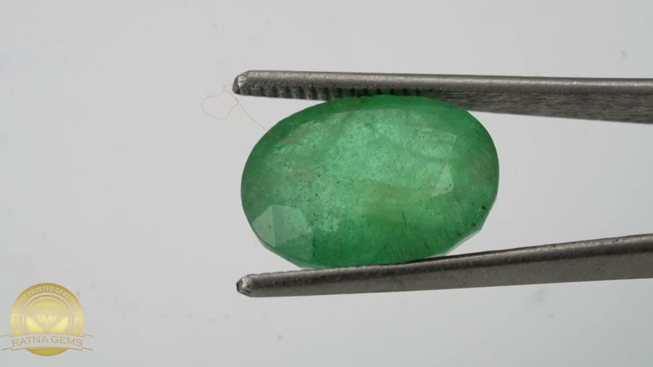 Official video preview: Zambian Emerald 9.85 Carat (10.82 Ratti) - Panna Stone