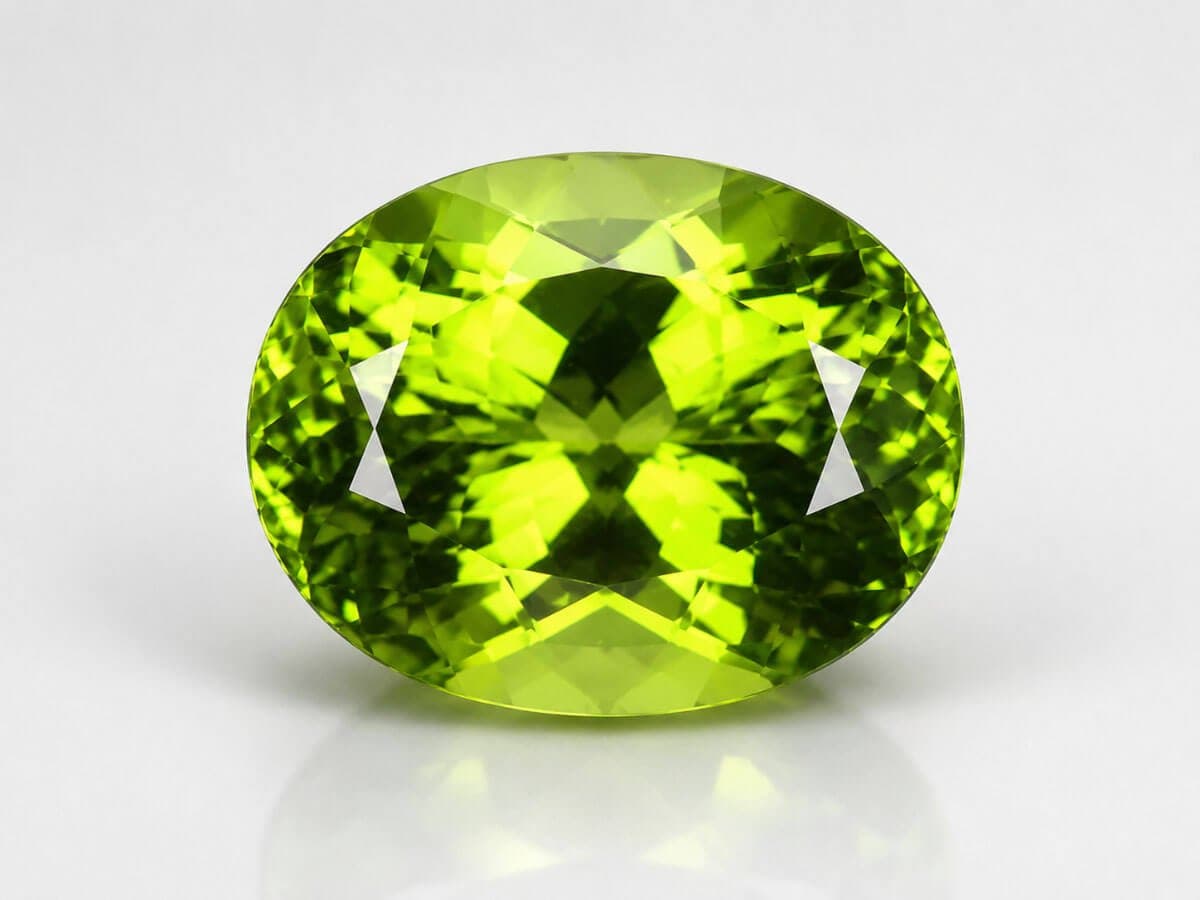 Bright green Peridot gemstone for Mercury substitute and clarity.