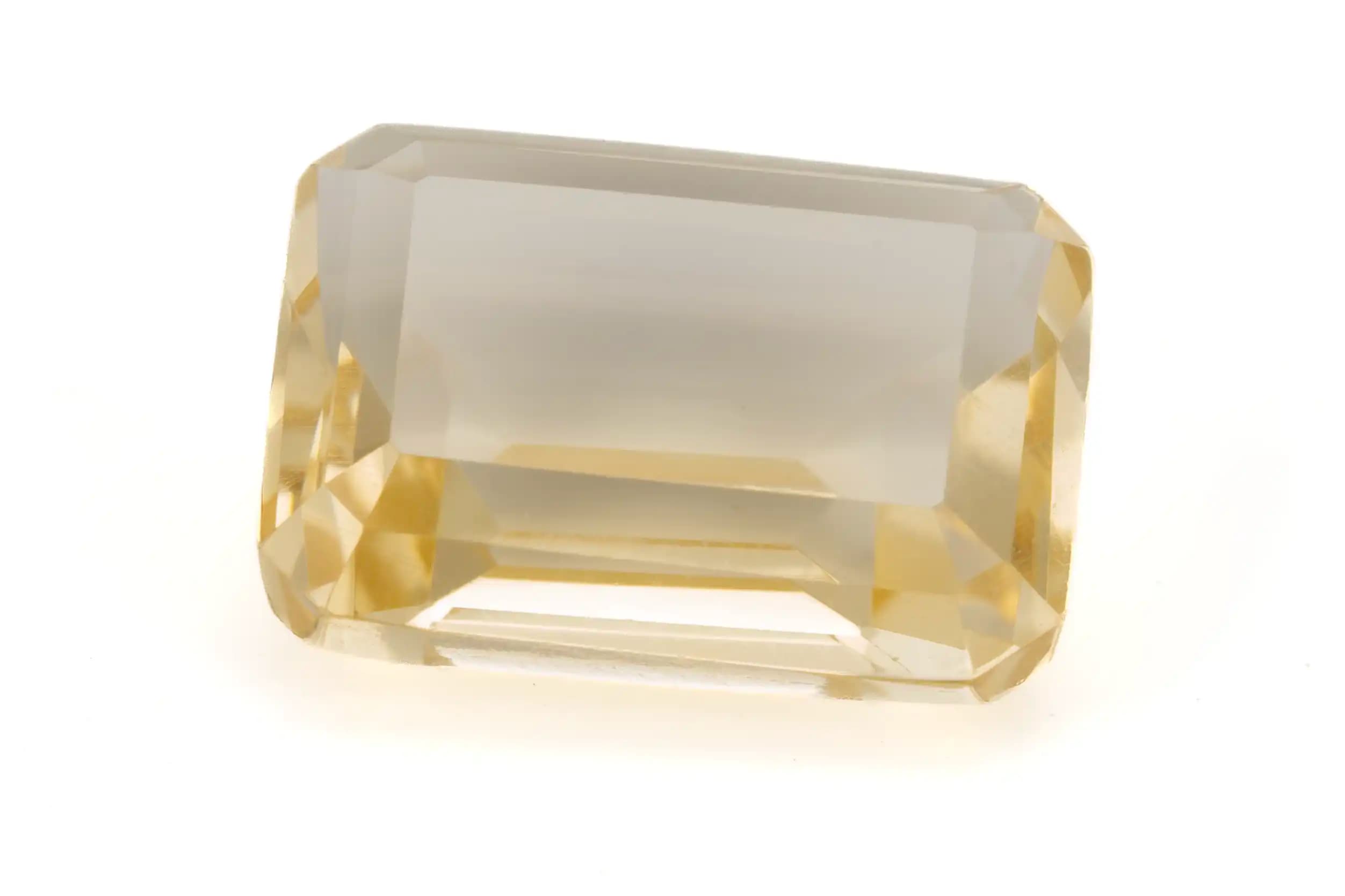 Certified Citrine (Sunela) 5.75 Carat / 6.32 Ratti