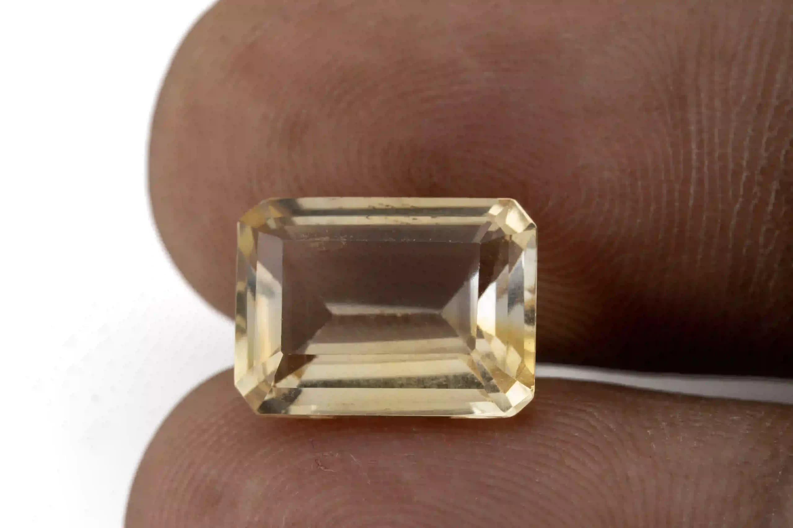 Citrine Stone 6.05 Carat - 6.65 Ratti Sunela - View #3