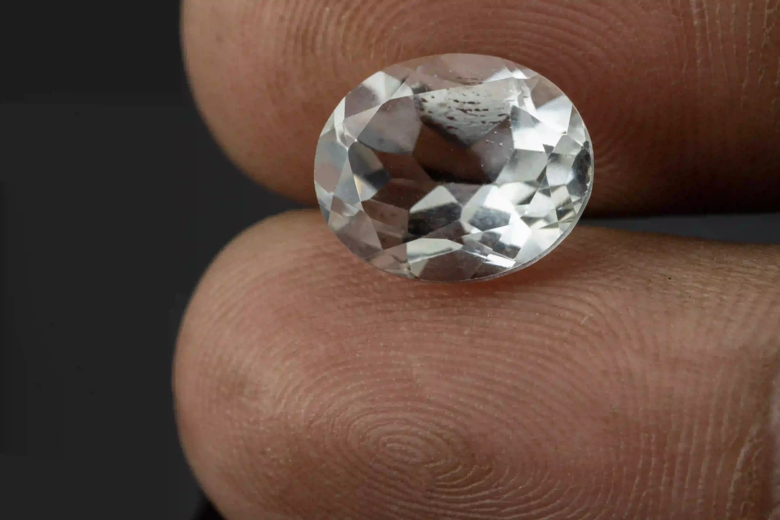 Crystal Stone 4.75 Carat - 5.22 Ratti Sphatik - View #3