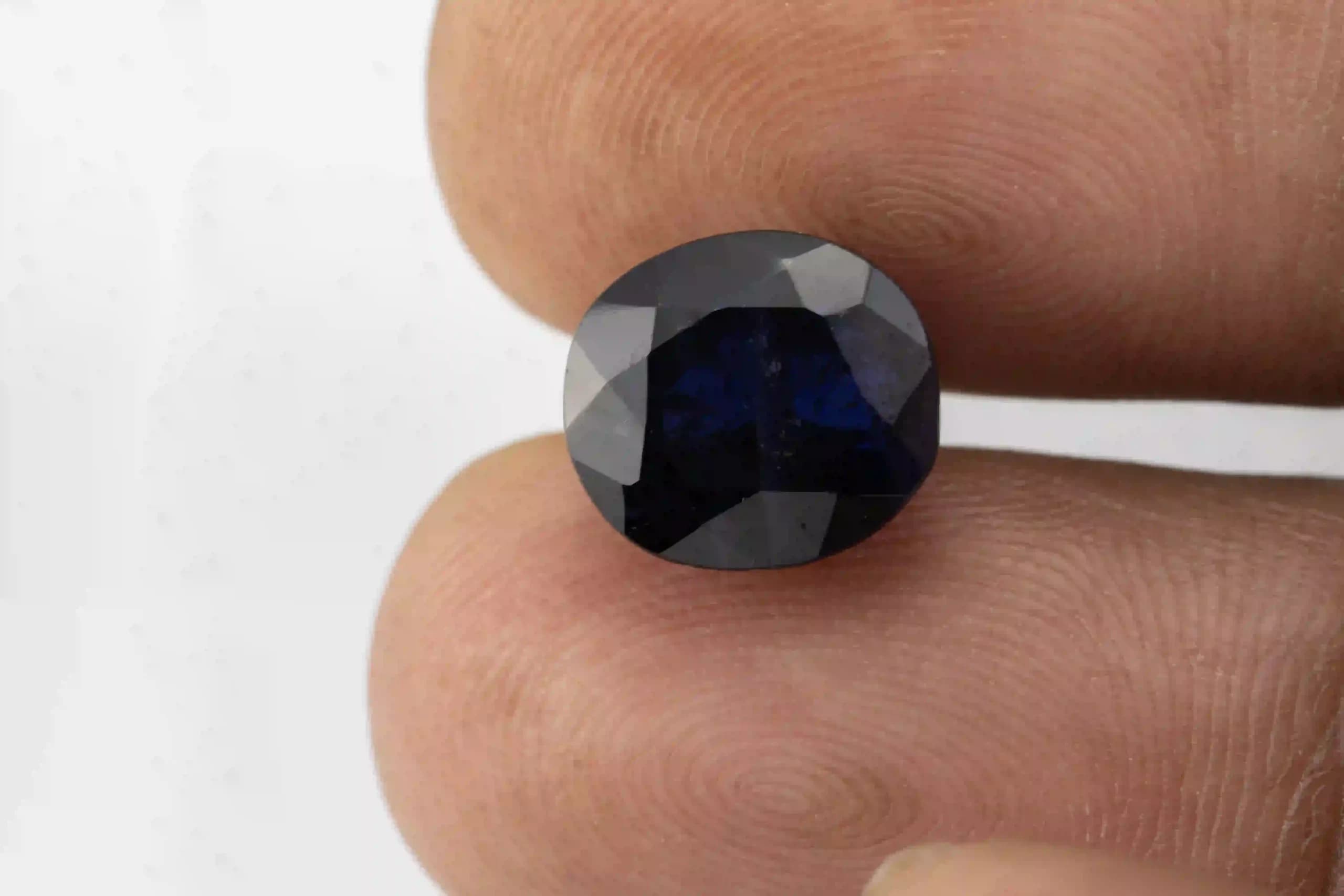 Iolite Stone 4.21 Carat (Kaka Neeli Stone) - View #3