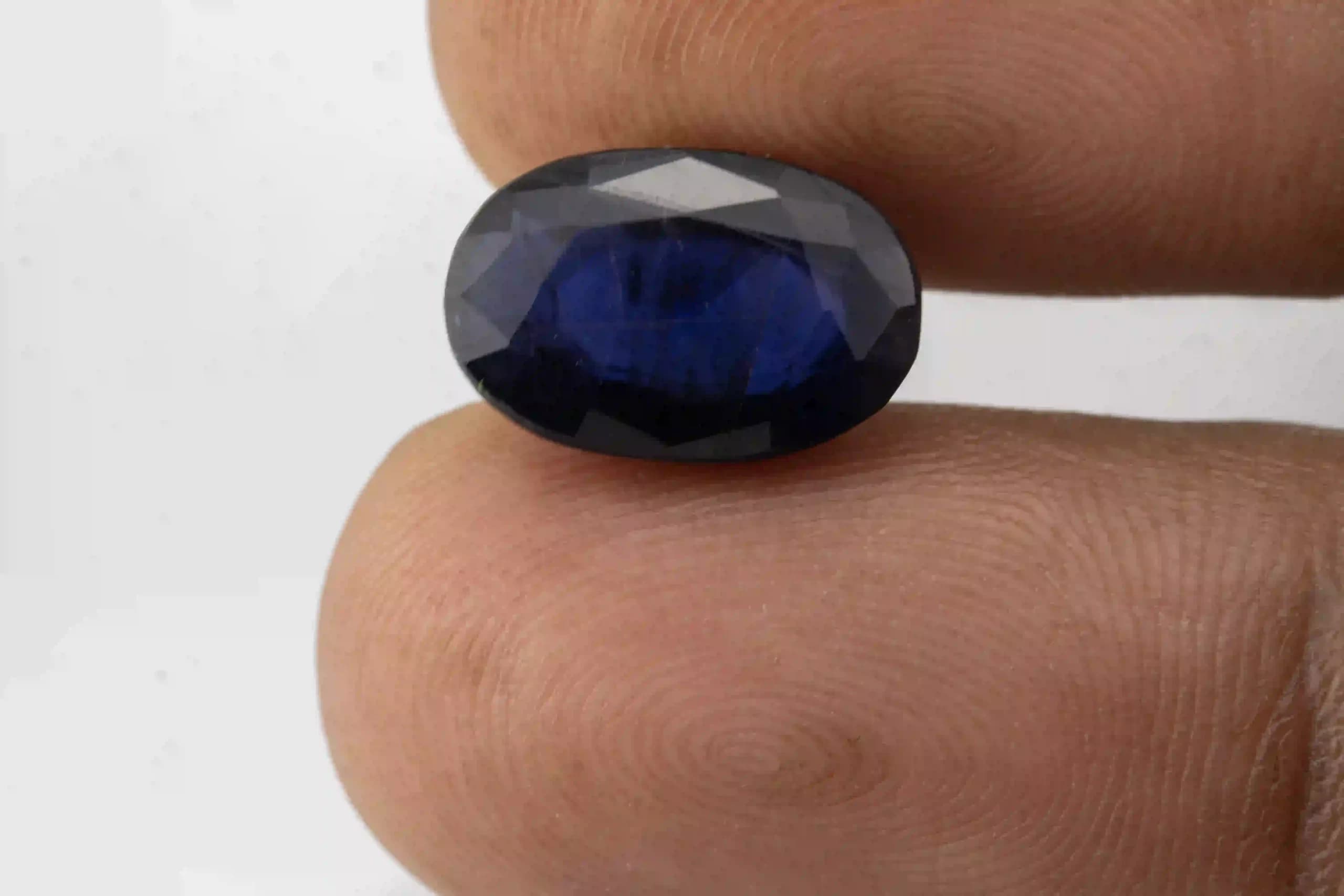 Iolite Stone 4.25 Carat (Kaka Neeli Stone) - View #3