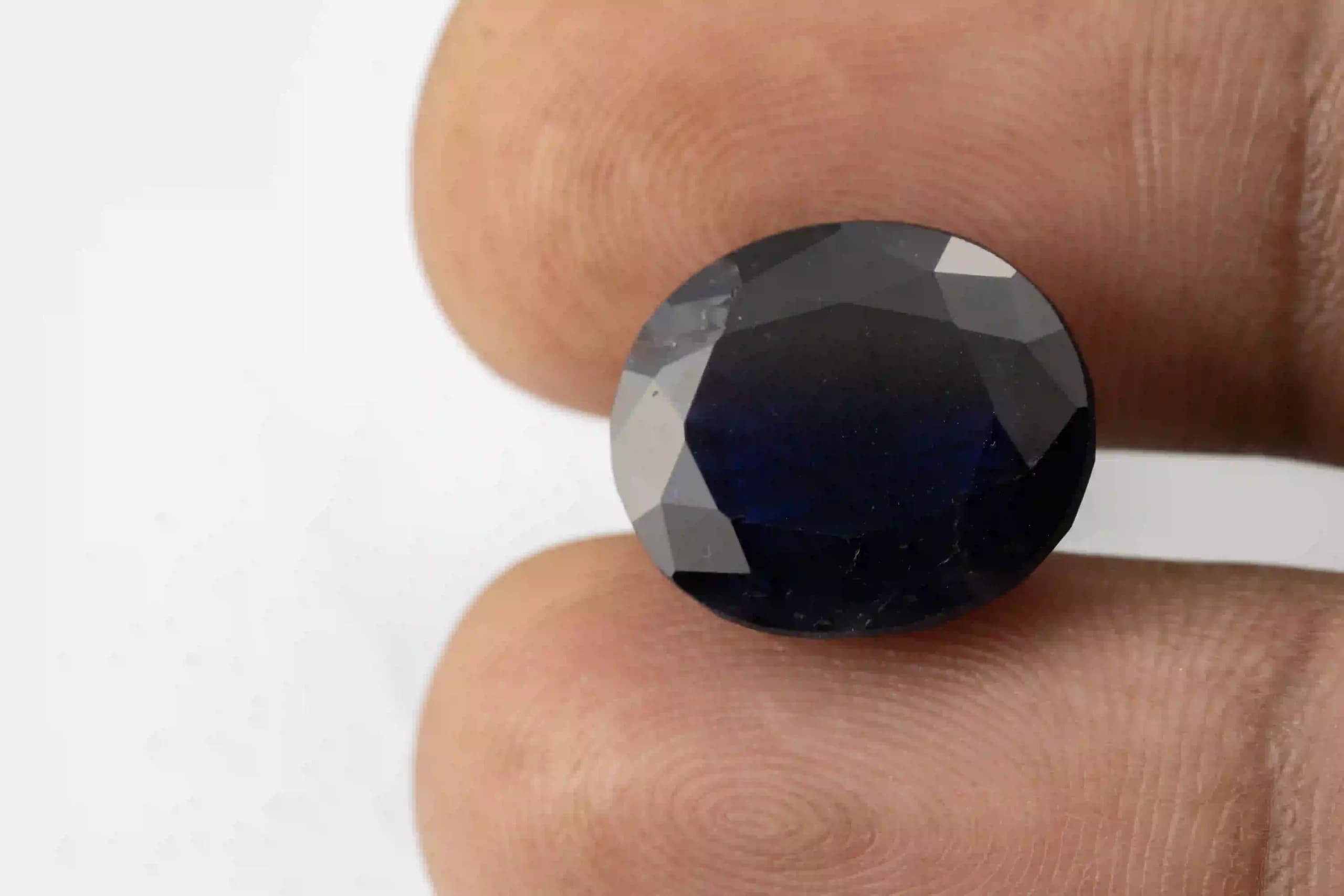 Iolite Stone 5.73 Carat (Kaka Neeli Stone) - View #3