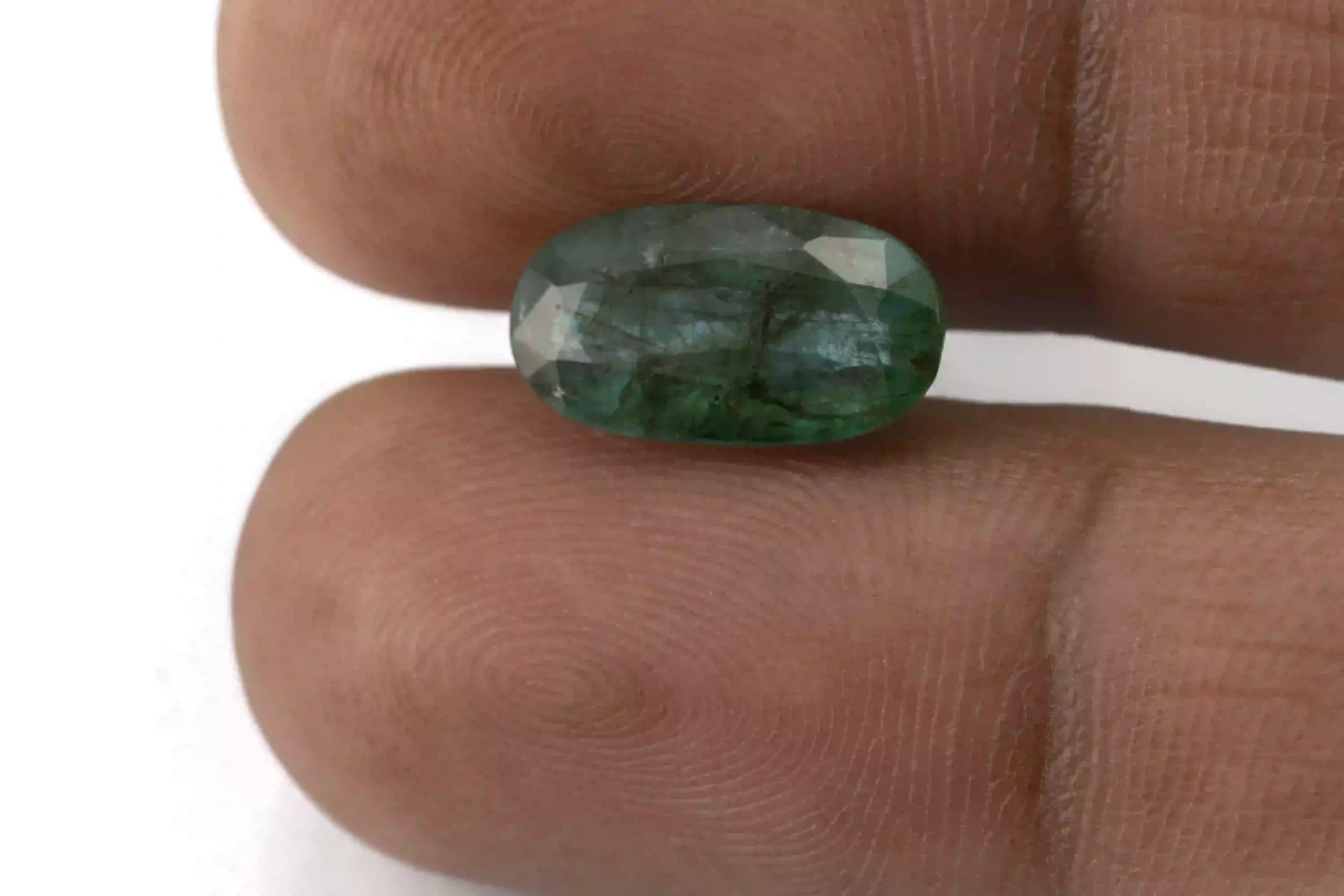 Zambian Emerald 4.05 Carat (4.45 Ratti) – Panna Stone - View #3