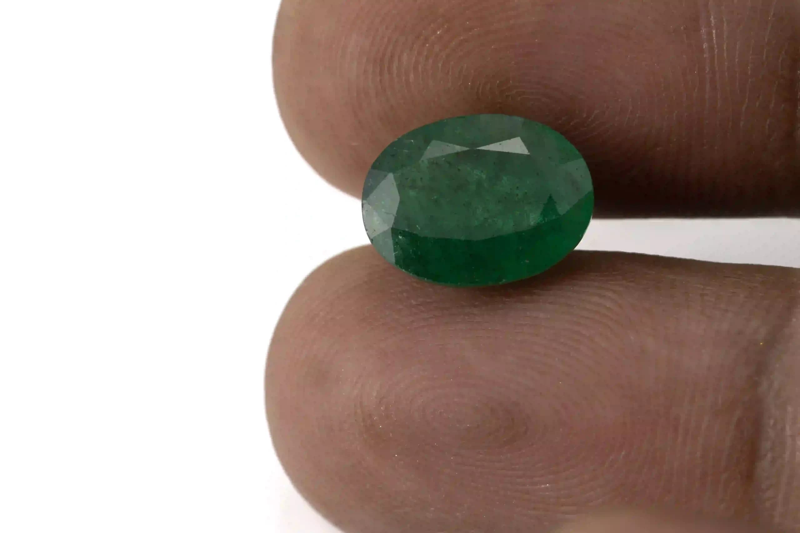Zambian Emerald 4.15 Carat (4.56 Ratti) – Panna Stone - View #3