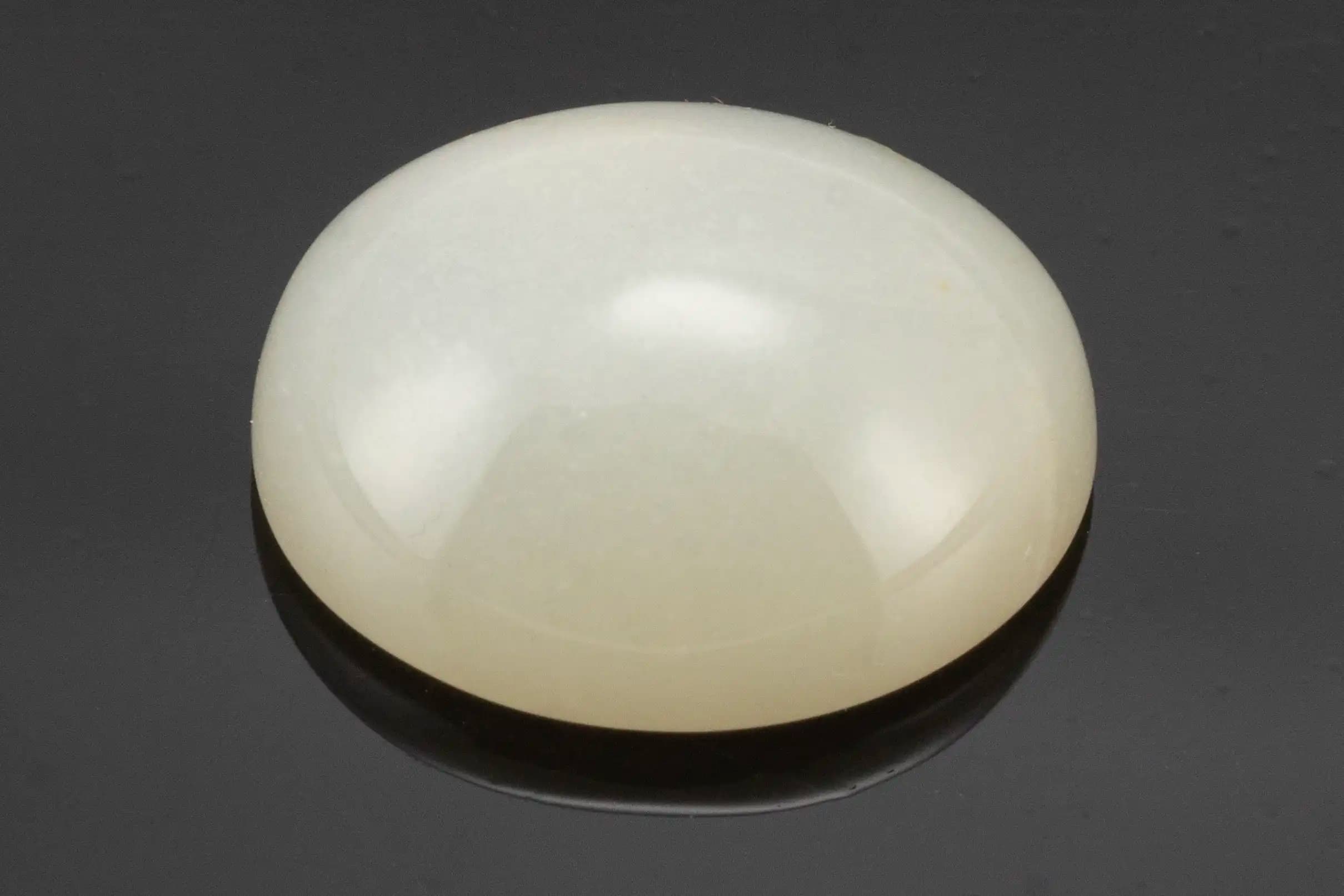 Moonstone (Chandramani) 6.31 Carat - 6.93 Ratti - View #1