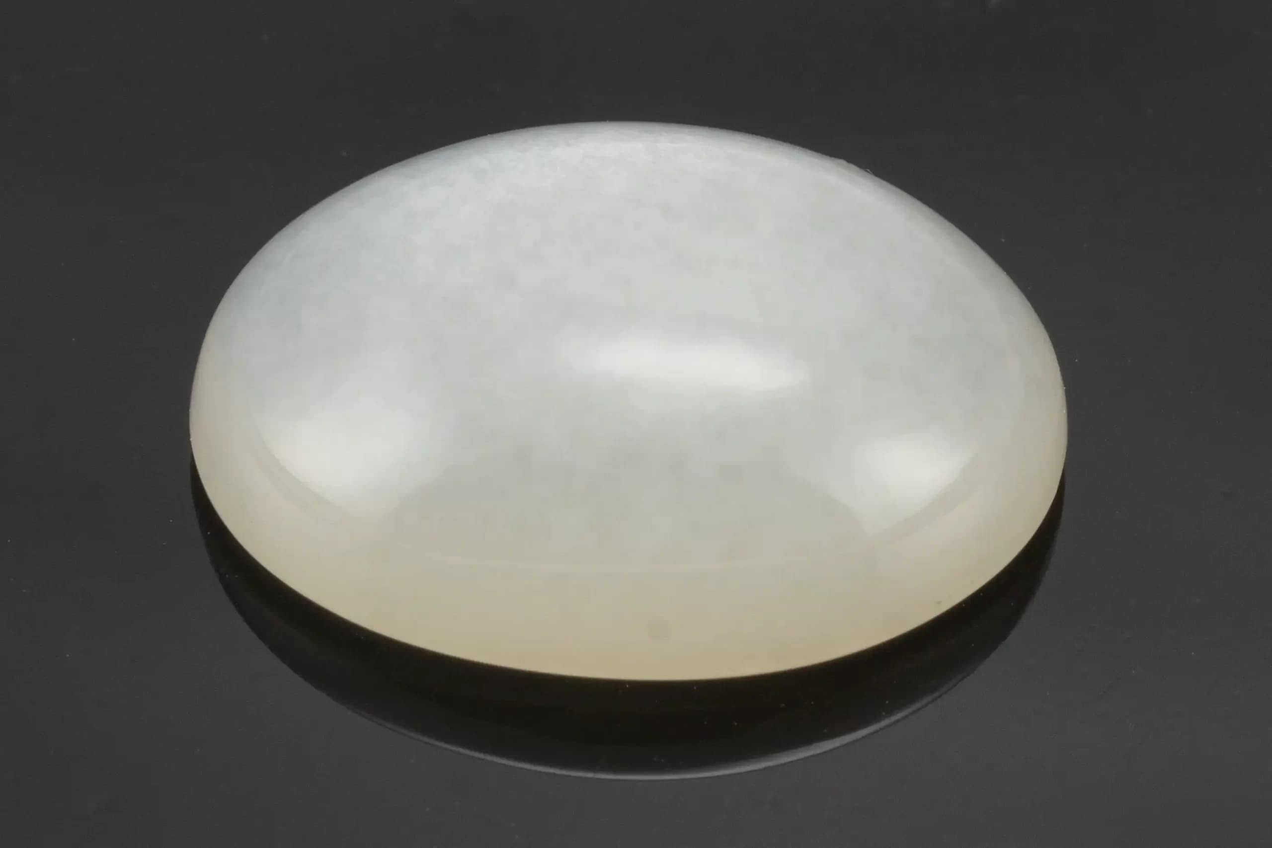 Moonstone (Chandramani) 6.57 Carat - 7.22 Ratti - View #1