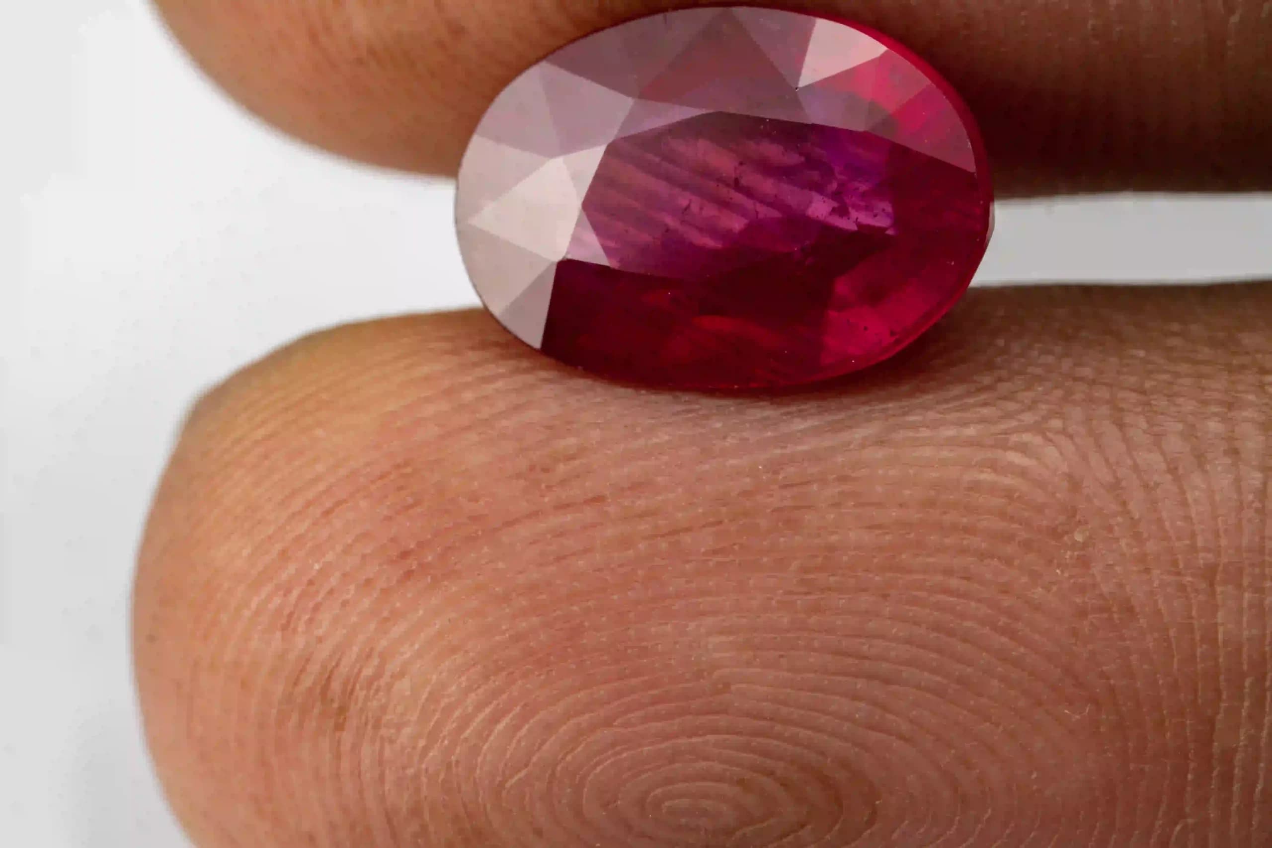 Manik Stone 6.76 Ratti - 6.15 Carat Ruby Stone - Bangkok A1 - View #3
