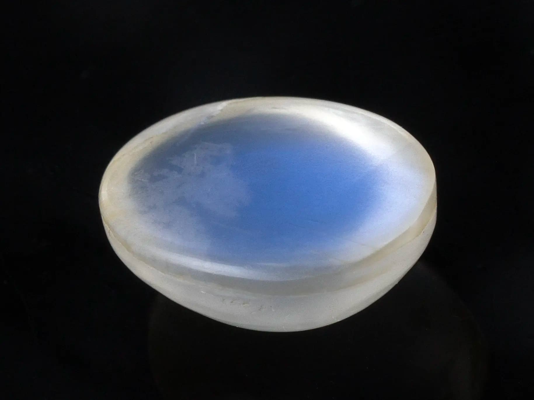 Blue Moonstone Chandramani 5.62 Carat (6.18 Ratti) - View #2