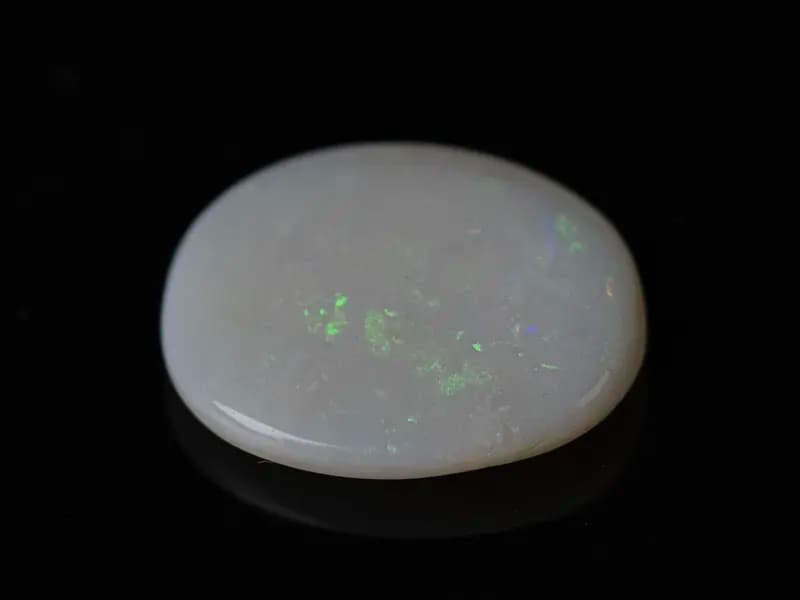 Australian White Opal (Doodhiya Patthar) 3.81 Carat (4.19 Ratti) — Rainbow Fire / Play-of-Colour