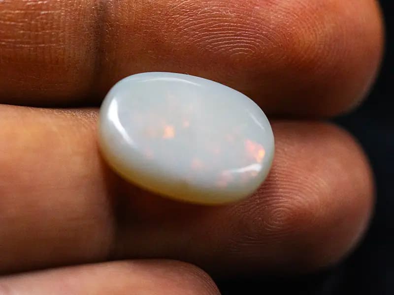 Australian White Opal (Doodhiya Patthar) 8.87 Carat (9.75 Ratti) — Rainbow Fire / Play-of-Colour - View #3