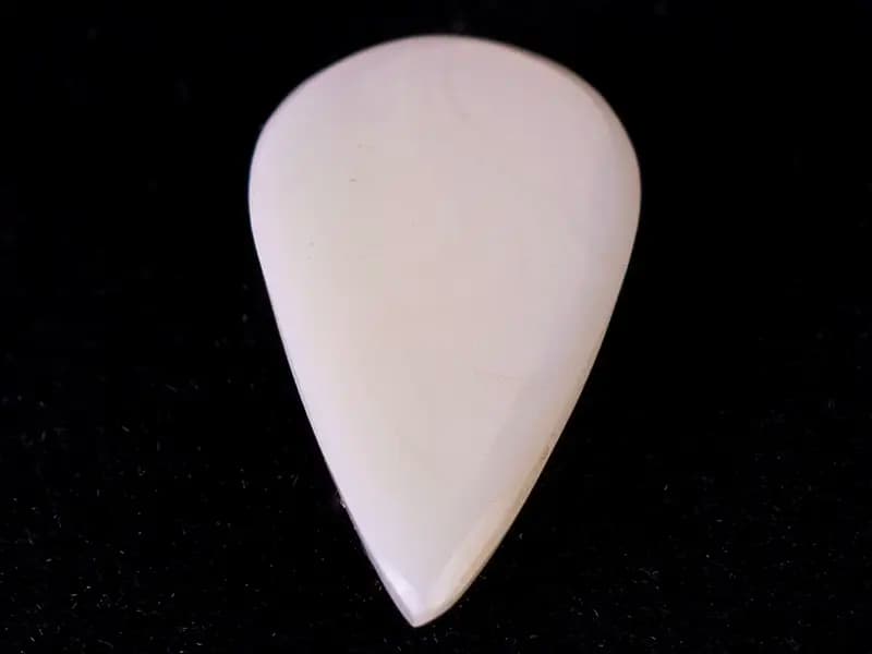 Australian Milky Opal (Doodhiya Patthar) 2.49 Carat (2.74 Ratti) — Solid White - View #3