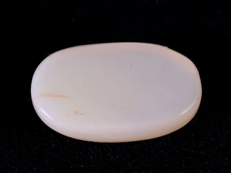 Australian Milky Opal (Doodhiya Patthar) 3.28 Carat (3.60 Ratti) — Solid White - View #2