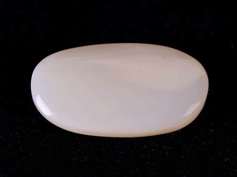 Australian Milky Opal (Doodhiya Patthar) 3.42 Carat (3.76 Ratti) — Solid White - View #2