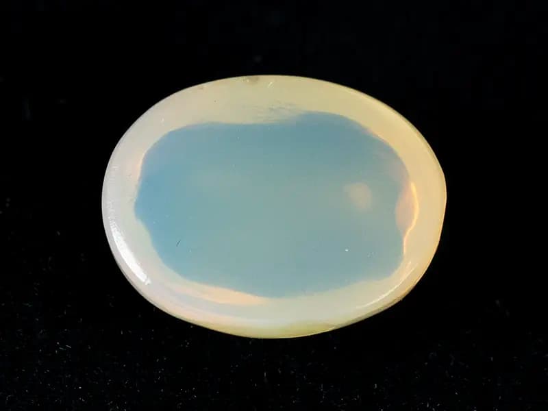 Australian Milky Opal (Doodhiya Patthar) 4.45 Carat (4.89 Ratti) — Solid White - View #2