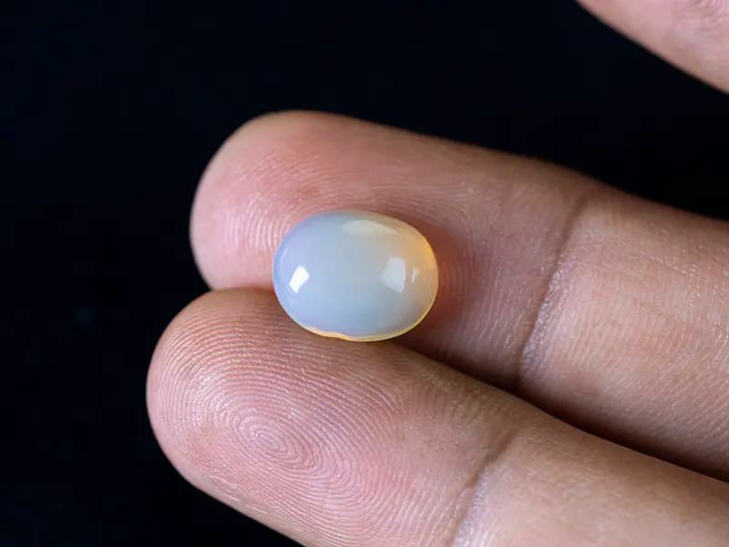 Australian Milky Opal (Doodhiya Patthar) 4.45 Carat (4.89 Ratti) — Solid White - View #3