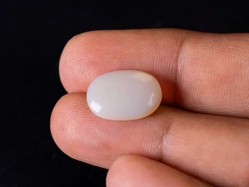 Australian Milky Opal (Doodhiya Patthar) 5.69 Carat (6.25 Ratti) — Solid White - View #3