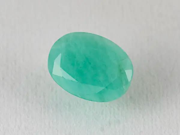 Brazilian Emerald 5.8 Carat (6.37 Ratti) Panna Stone — Sapota - View #1