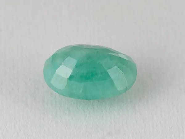 Brazilian Emerald 6.1 Carat (6.70 Ratti) Panna Stone — Sapota - View #2