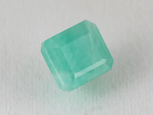 Brazilian Emerald 6.2 Carat (6.81 Ratti) Panna Stone — Sapota - View #1