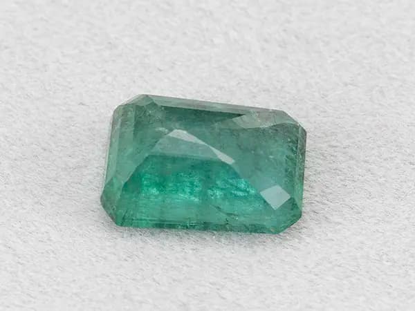 Zambian Emerald (Panna) 6.73 Carat (7.40 Ratti) - View #2
