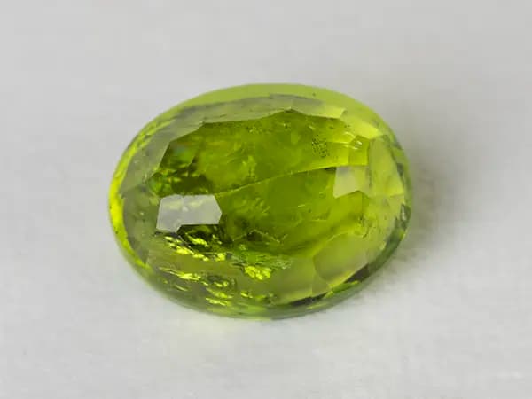 Peridot Stone 8.07 Carat (8.87 Ratti) - View #2