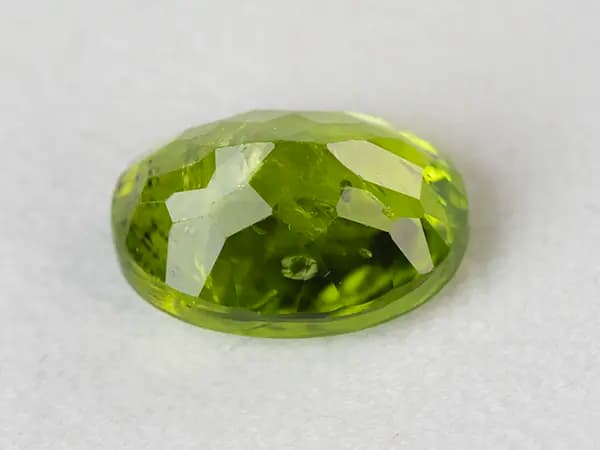 Peridot Stone 9.35 Carat (10.27 Ratti) - View #2