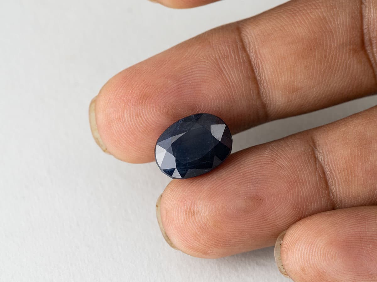 Bangkok Blue Sapphire (Neelam) 10.28 Carat (11.30 Ratti) — Oval Cut - View #4