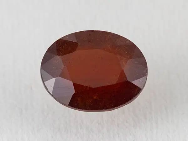 African Gomed Stone (Hessonite) 6 Carat (6.59 Ratti) — Oval Cut