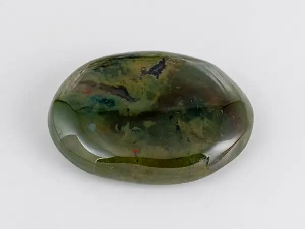 Bloodstone 7.82 Carat (8.59 Ratti) Natural Certified Heliotrope Pitoniya