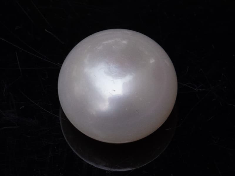 Cultured Pearl Stone (Moti Ratna) 8.87 Carat (9.75 Ratti) Round Shape - View #2