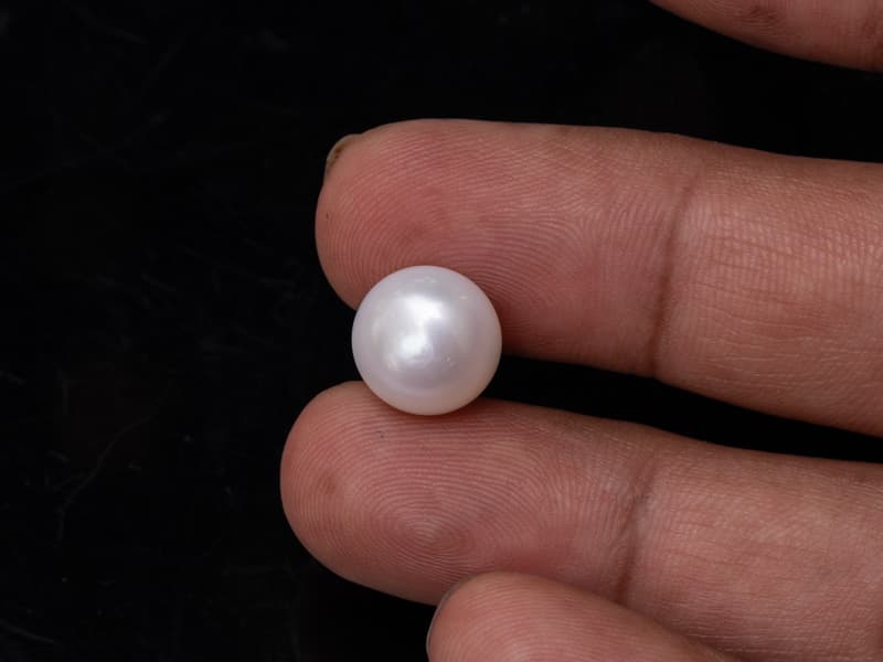Cultured Pearl Stone (Moti Ratna) 8.87 Carat (9.75 Ratti) Round Shape - View #3