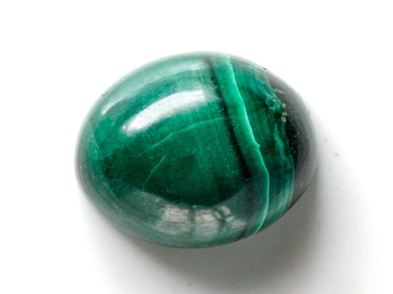 Natural Malachite Stone 13.33 Carat (14.65 Ratti) Oval Cabochon