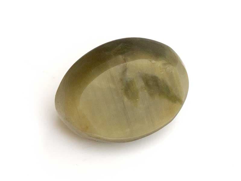 Quartz Cat's Eye (Lahsuniya) 7.81 Carat (8.58 Ratti) Cabochon - View #2