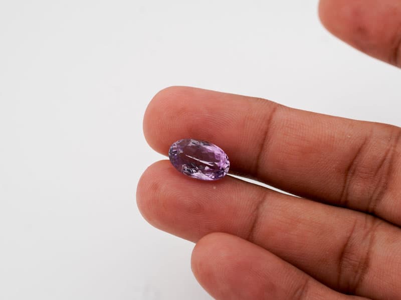 Certified Natural Amethyst Stone (Jamunia) 6.07 Carat (6.67 Ratti) Oval Shape - View #3